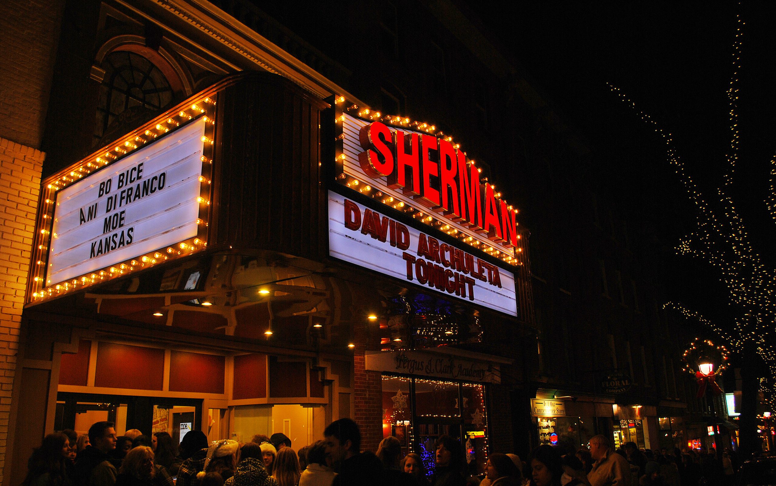The Sherman Theater in Stroudsburg pic